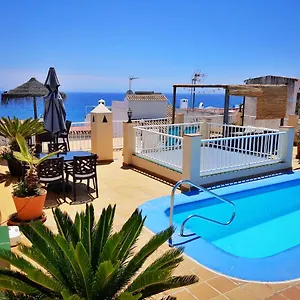 https://villa-carabeo-playa.1costadelsol.com